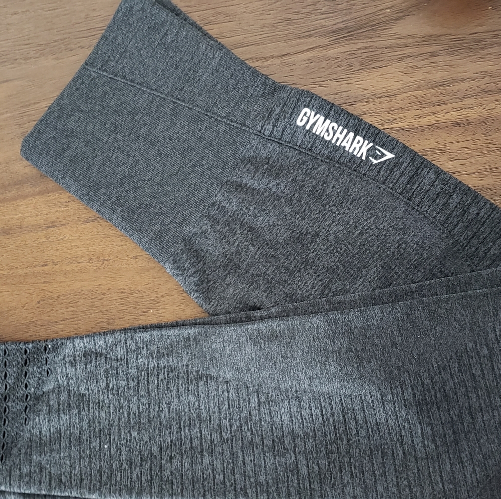 Gymshark Grey Lrggings Size Small EUC